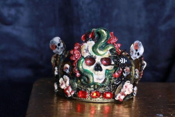 9681 Halloween Goth Scull Crown Headband - Image 3