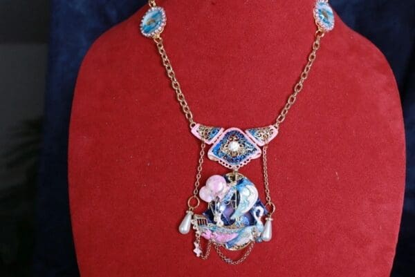 10035 Nautical Romantic Pendant Necklace - Image 3