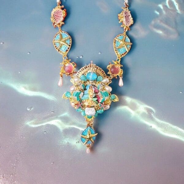 A necklace with an image of the goddess.