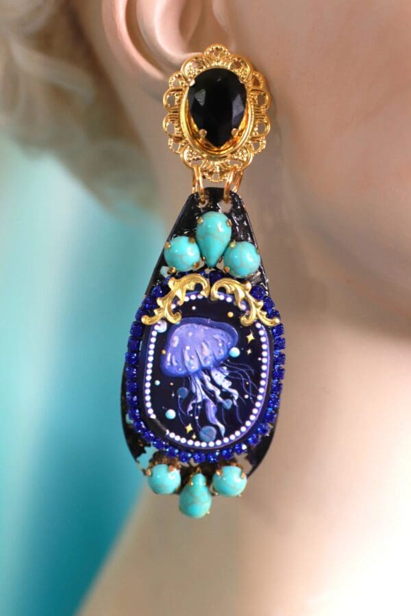 10470 Nautical Jelly Fih Earrings - Image 4