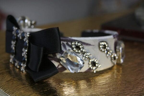 1309 Baroque Elegant Grey Crystal Bow Headband