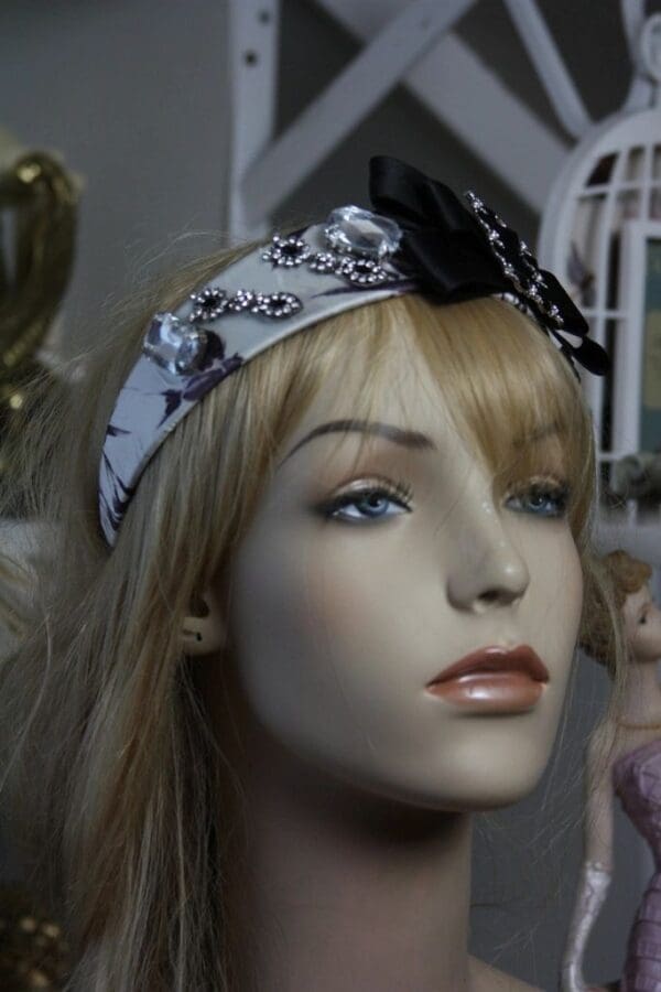 1309 Baroque Elegant Grey Crystal Bow Headband - Image 3
