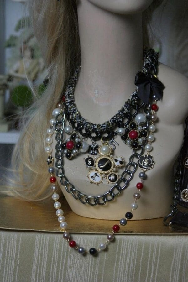 SOLD! 1387 Madam Coco Massive Brooches Number 5 Set Necklace+ Earrings - Image 4