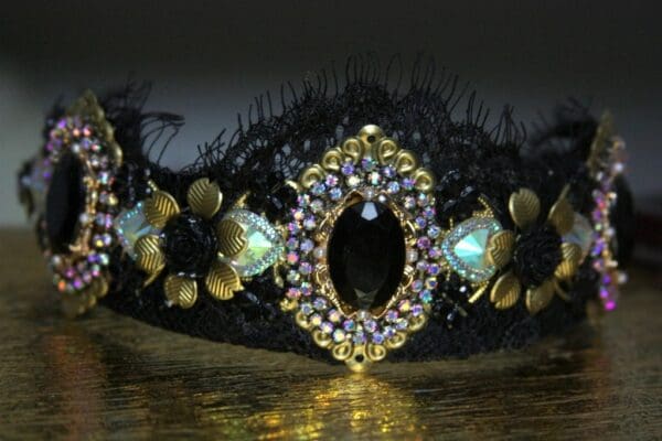 SOLD! 1396 Baroque Black Crystal Gold Flower Lace Headband - Image 4