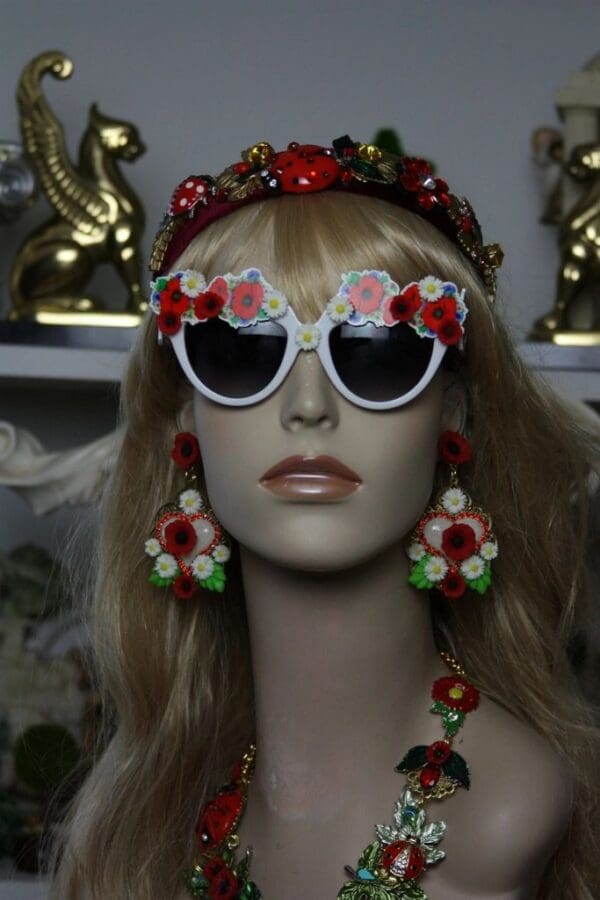 SOLD! 1404 SET Earrings Plus Designer Inspired Baroque Poppy Daisy Sunglasses - Image 8