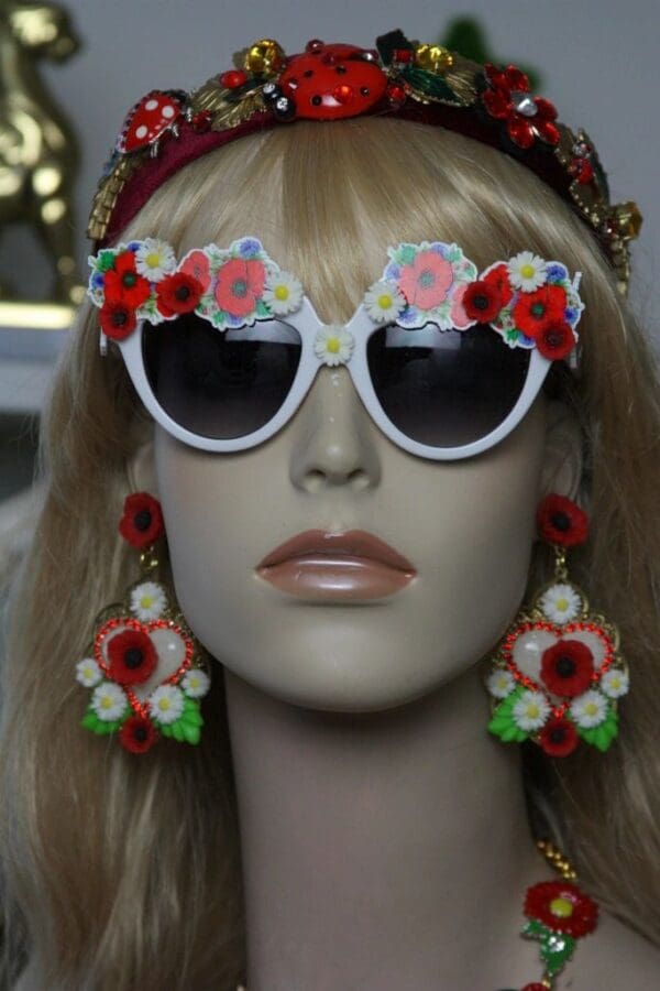 SOLD! 1404 SET Earrings Plus Designer Inspired Baroque Poppy Daisy Sunglasses - Image 7