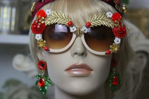 SOLD!1407 Designer Inspired Baroque Embellished Ladybug Bee Sunglasses - Image 3