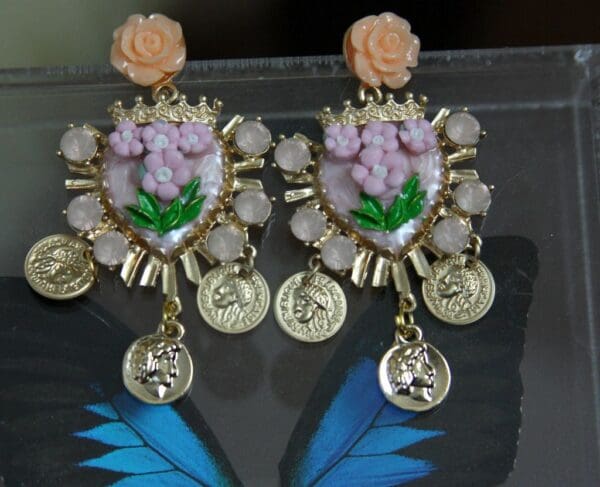 SOLD!1417 Designer Inspired Baroque Pale Pink Coin Heart Earrings - Image 5