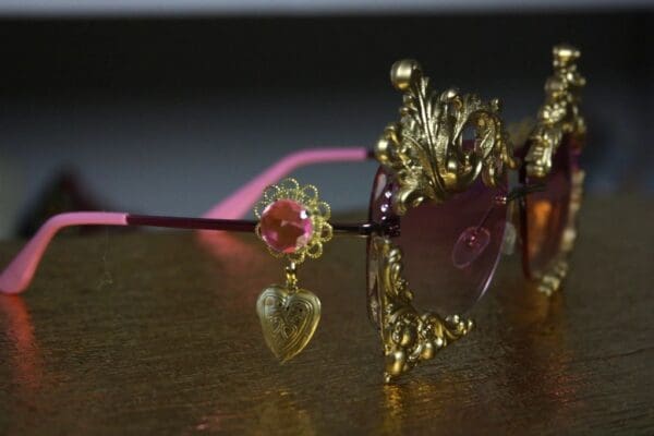 SOLD! 1410 Total Baroque Pale Pink Gold Embellished Sunglasses - Image 8