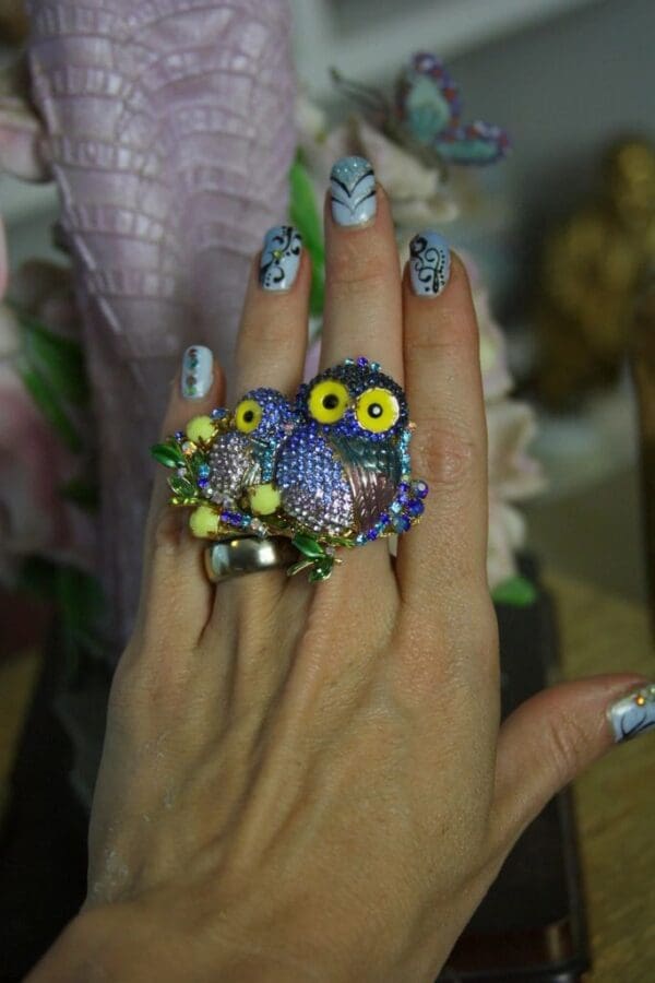 SOLD! 1463 Adorable Crystal Owl Adjustable Cocktail Double Ring - Image 8