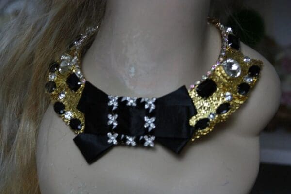 SOLD! 1468 Fall 2016 Leopold Baroque Crystal Black Bow Filigree Necklace SET - Image 3