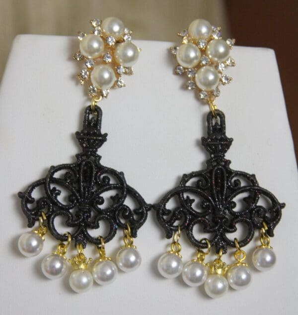 SOLD! 1473 Baroque Chandelier Pearl Studs Earrings - Image 5