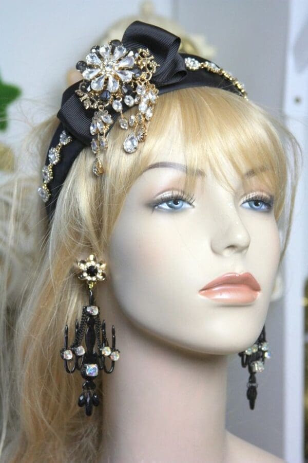SOLD! 1474 Chandelier Crystal Baroque Earrings Studs - Image 6