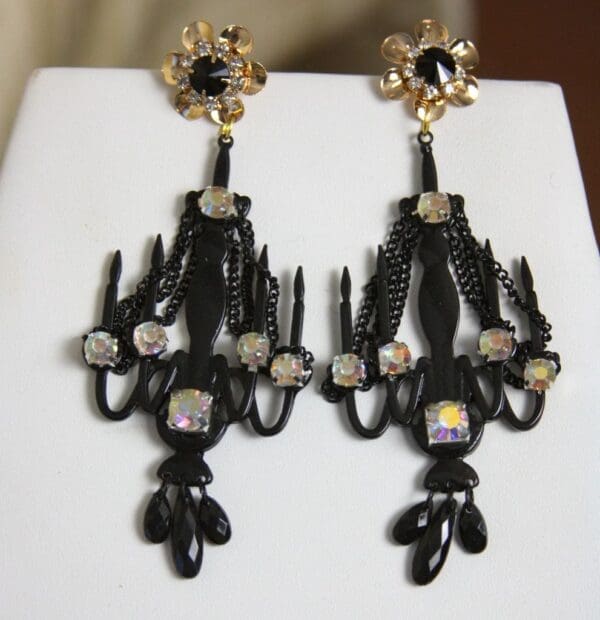 SOLD! 1474 Chandelier Crystal Baroque Earrings Studs - Image 5