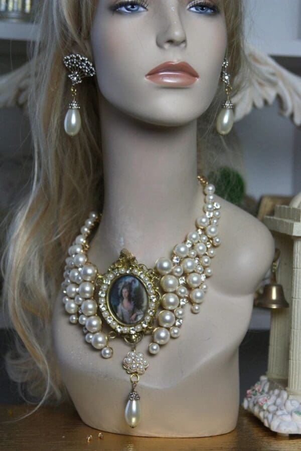 SOLD! 1493 Victorian Huge PEarl Marie Antoinette Necklace SET - Image 4