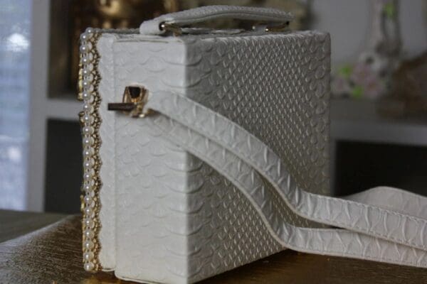 SOLD! 1498 Spring 2017 Designer Inspired Baroque Victorian Mirrow Trunk Handbag - Image 5