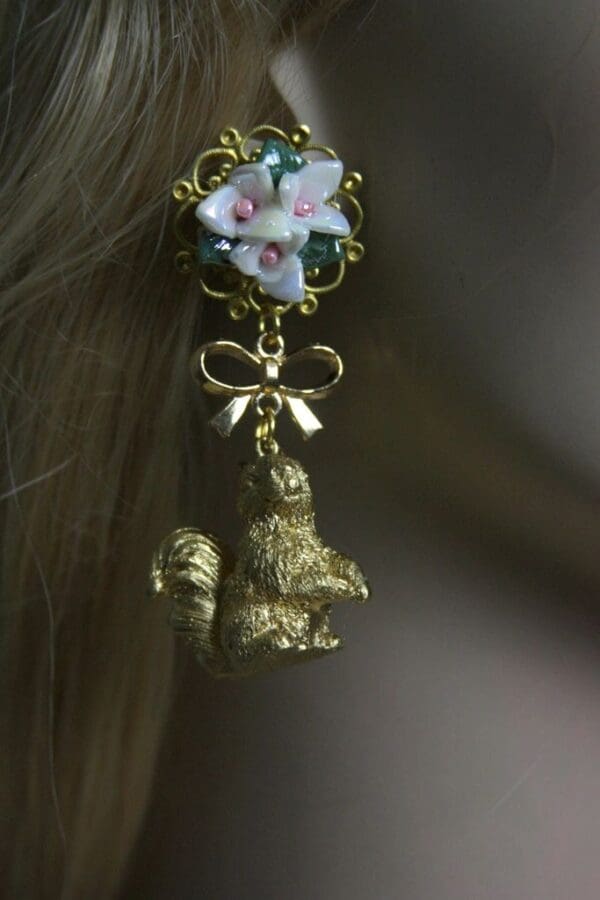 SOLD! 1541 Designer Inspired Baroque Gold Squirrel Flower Studs - Image 7