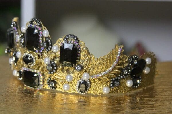 SOLD!1544 Total Baroque Rococo Black Crystal Crown Tiara - Image 5