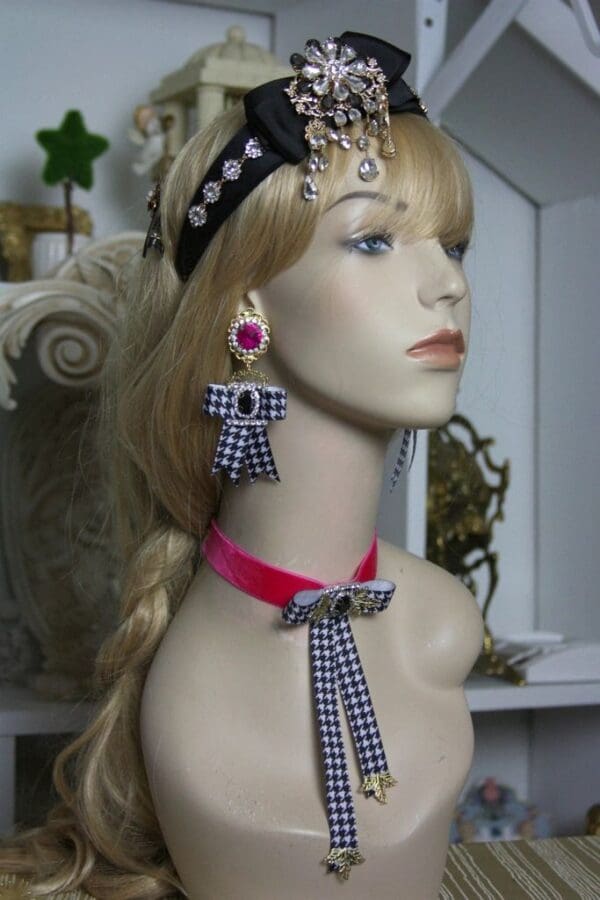 SOLD! 1547 Trendy Designer Inspired Houndstooth BroochCrystal Studs - Image 8