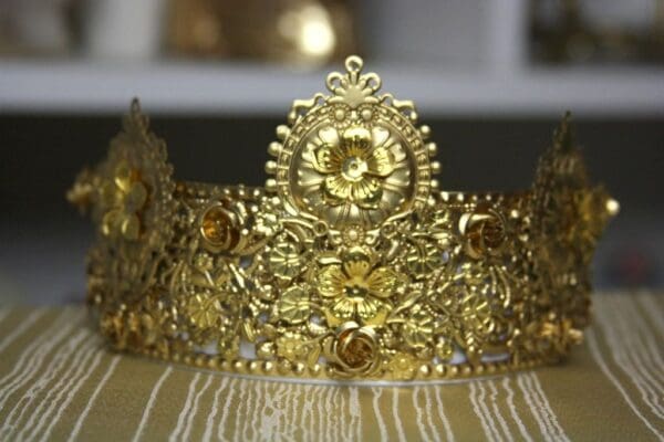 SOLD! 1588 Baroque Gold Filigree Designer Inspired Crown Headband - Image 6