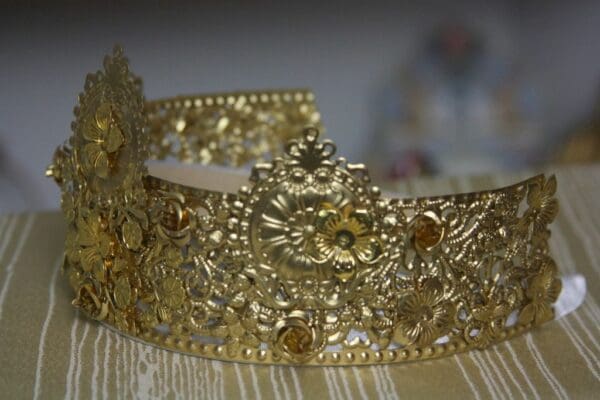 SOLD! 1588 Baroque Gold Filigree Designer Inspired Crown Headband - Image 8