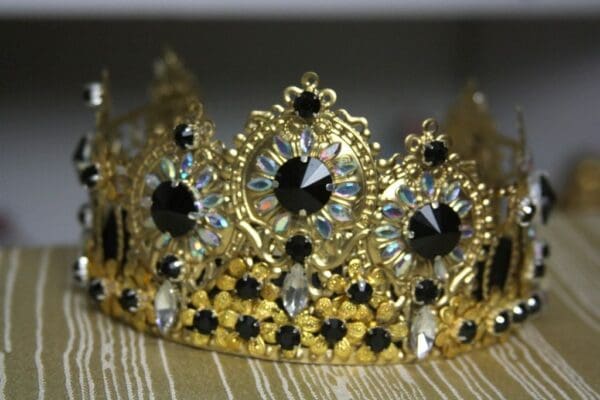 SOLD! 1589 Total Baroque Black Crystal HEadband Crown - Image 5