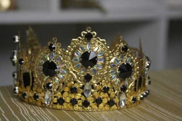 SOLD! 1589 Total Baroque Black Crystal HEadband Crown - Image 6