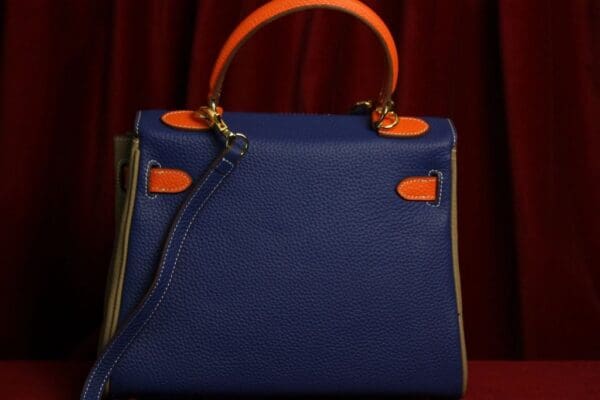 SOLD!1669 Rare Print Orange Blue Crossbody Handbag - Image 3