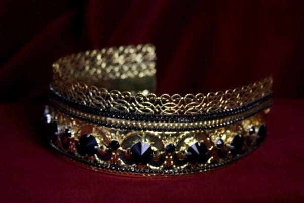 SOLD!1697 BAroque Black Crystal Filigree Crown HEadband - Image 3