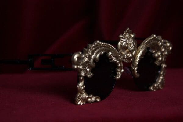 Sold!1702 Baroque Embellished Lion Sunglasses - Image 3