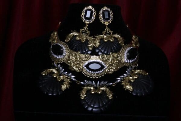 SOLD! 1741 Baroque Black Crystal Shell Huge Necklace SET - Image 2
