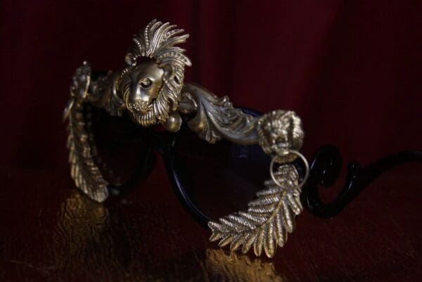 SOLD! 1750 Unisex Baroque Gold Lion Embellished Sunglasses - Image 6
