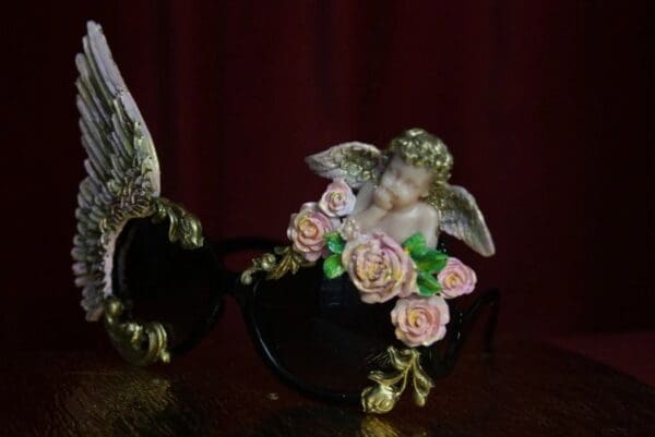 SOLD! 1753 Baroque Pink Pearlish Winged Cherub Hand Painted Sunglasses - Image 6