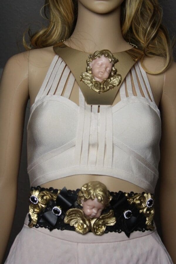 SOLD! 1758 Total Baroque Vivid Cherub Bow Waist Belt - Image 10