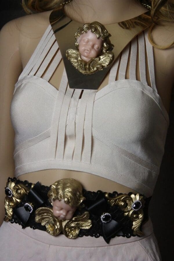 SOLD! 1758 Total Baroque Vivid Cherub Bow Waist Belt - Image 9
