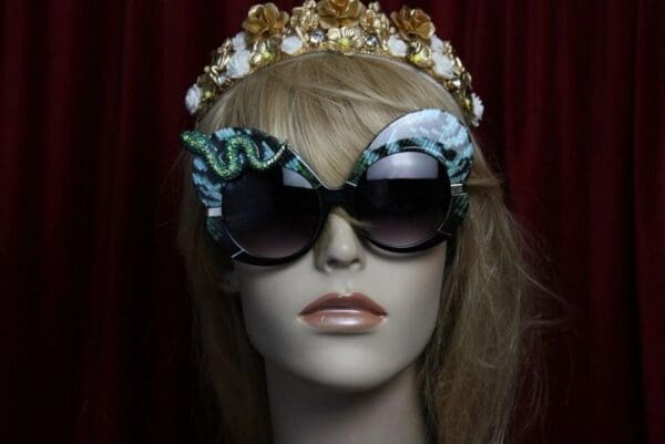 SOLD!1872 Trendy Oversized Crystal Snake Sunglasses - Image 6