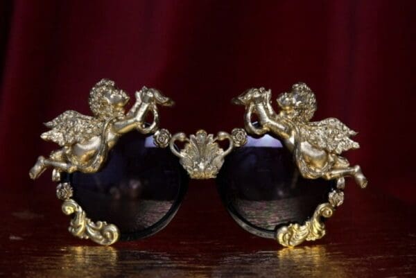 SOLD! 1877 Total Baroque Faced Gold Cherubs Swan Embellished Sunglasses Shades - Image 2