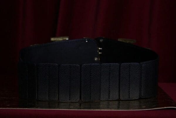SOLD!1881 Total Baroque Roman Columns Vivid Faced Cherubs Wide Waist Belt - Image 5