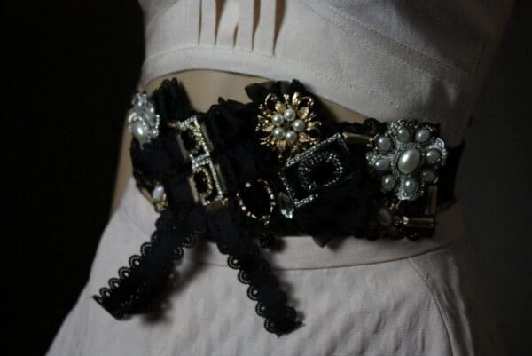 SOLD! 1882 Baroque Designer Inspired Bow Crystal Brooches Waist Belt - Image 4