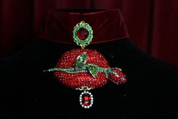 SOLD! 1887 Set Of Red Huge Crystal Lips Rose Velvet Choker+ Earrings - Image 8