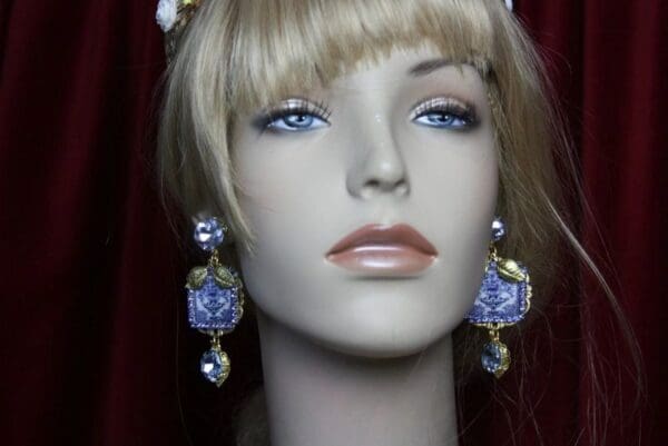 SOLD! 1928 Blue Vase Designer Inspired Leaf Earrings studs - Image 5