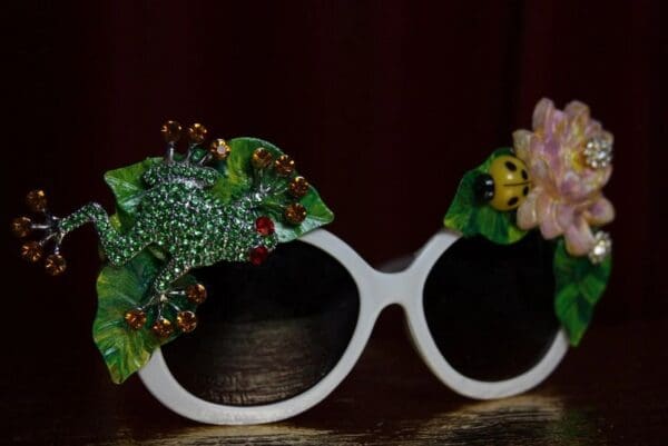 SOLD! 1949 Hand Painted Lily Leaf Ladybug Crystal Frog Sunglasses - Image 5