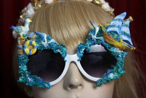 SOLD! 1956 Nautica Seagal Ship Sea Unusual Embellished Sunglasses - Image 6