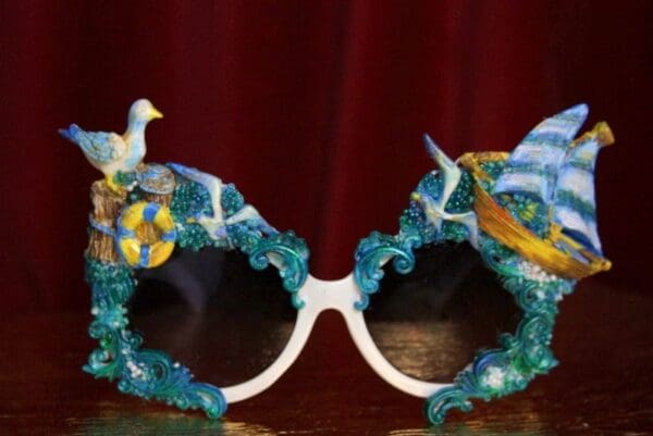 SOLD! 1956 Nautica Seagal Ship Sea Unusual Embellished Sunglasses - Image 8