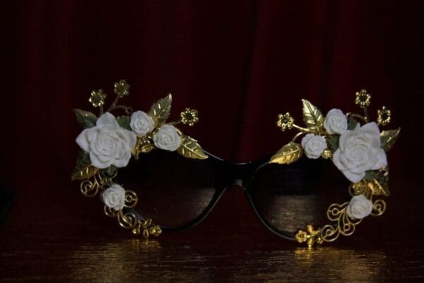 SOLD!1957 White Rose Gold Leaf E,bellished Sunglasses - Image 6
