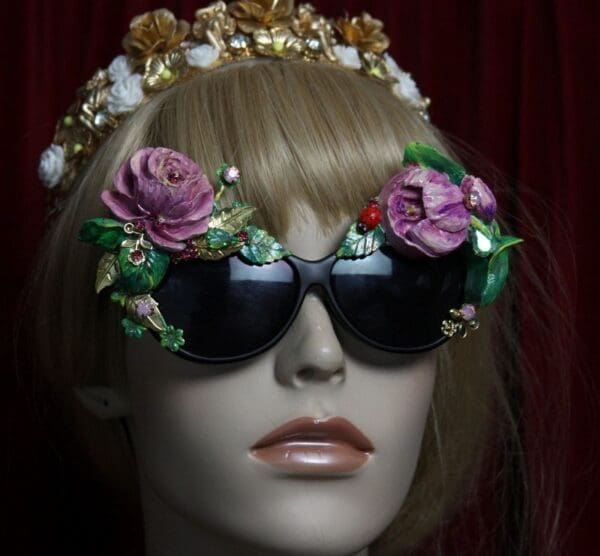SOLD!1961 Vivid Tulip Rose Hand Painted Embellished Sunglasses - Image 3