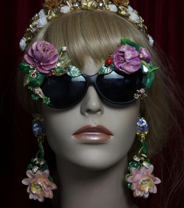 SOLD!1961 Vivid Tulip Rose Hand Painted Embellished Sunglasses - Image 9