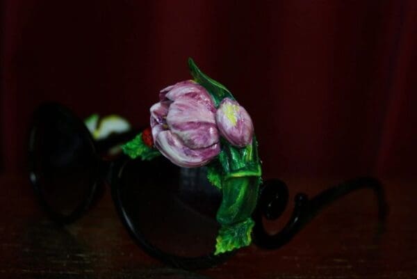 SOLD!1965 Hand Painted Tulip Irregular Sunglasses Shades - Image 9