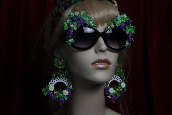 SOLD! 1977 White Filigree Grapes Bee Hand Painted Earrings - Image 7