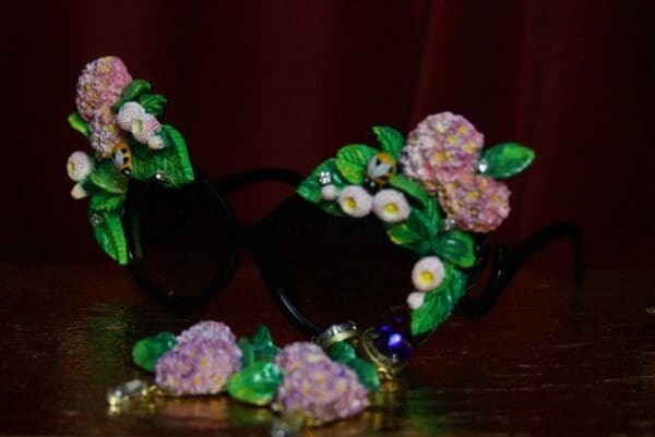SOLD! 1979 Hydrangea Bee Vivid Embellished Sunglasses - Image 5